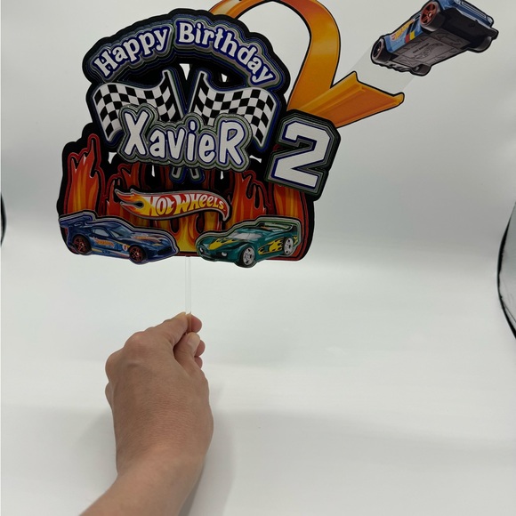 Hot Wheels car racing cake topper, Fully customizable - Picture 9 of 10
